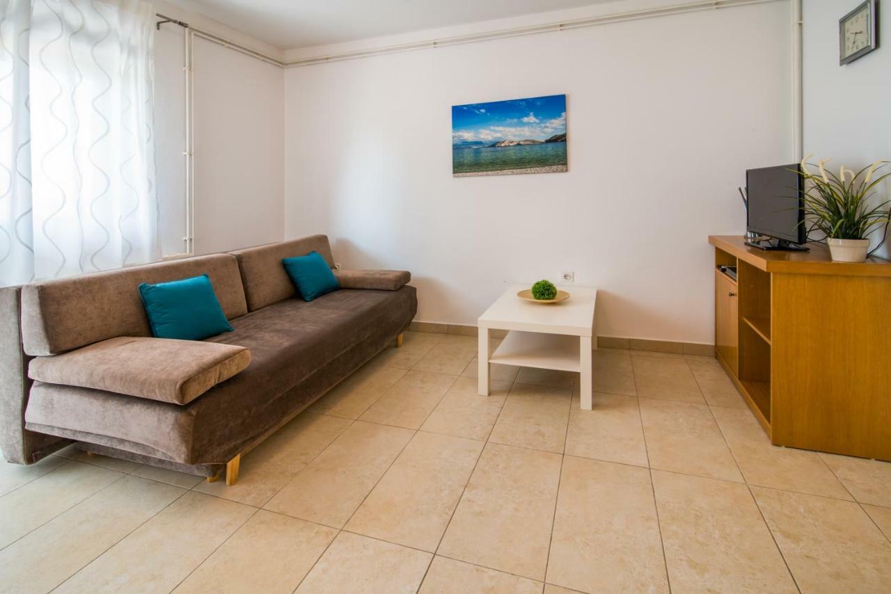 Apartments Marija & Anton Малинска Екстериор снимка